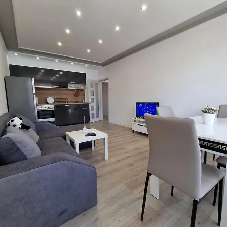 Luxury Two Bedroom Crown Lägenhet Botevgrad