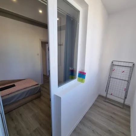 Luxury Two Bedroom Crown Lägenhet *